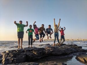 Adolescentes na Praia - Foto Guduru Ajay bhargav, Pexels