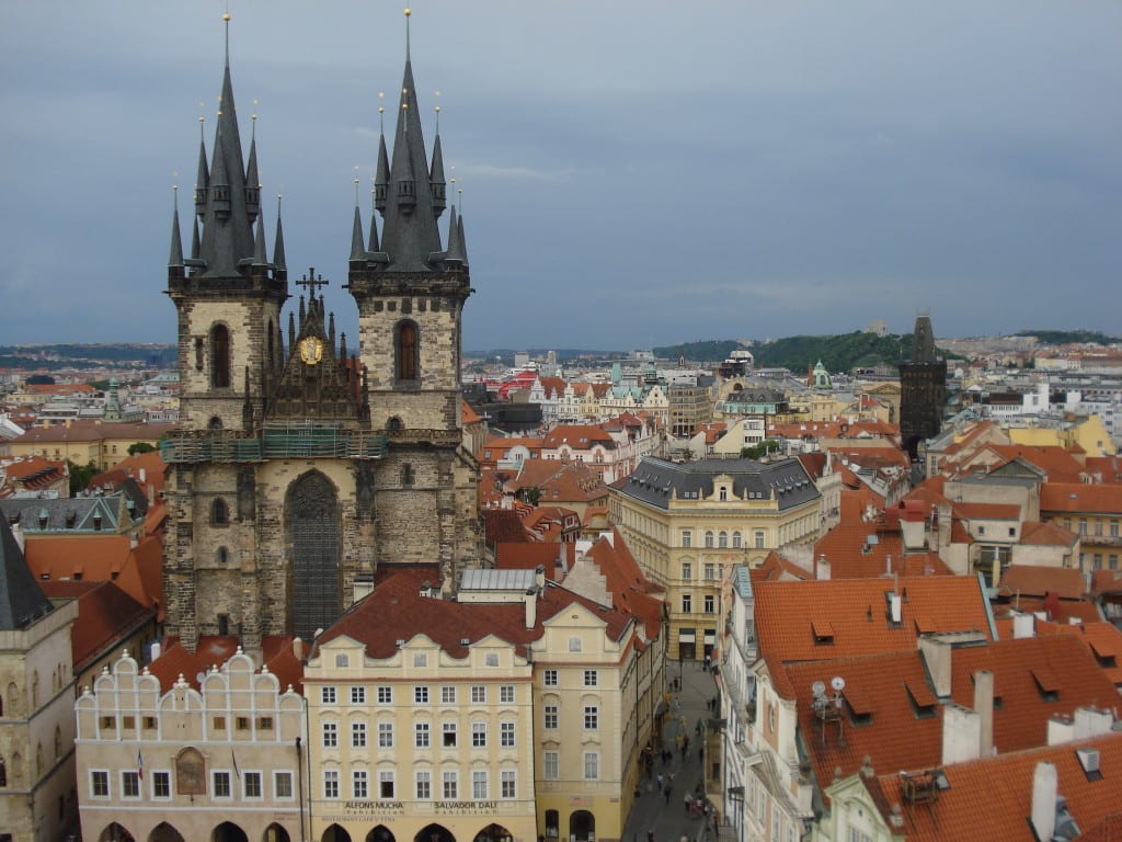 Foto tirada na torre do relógio Atronômico em Praga, República Tcheca