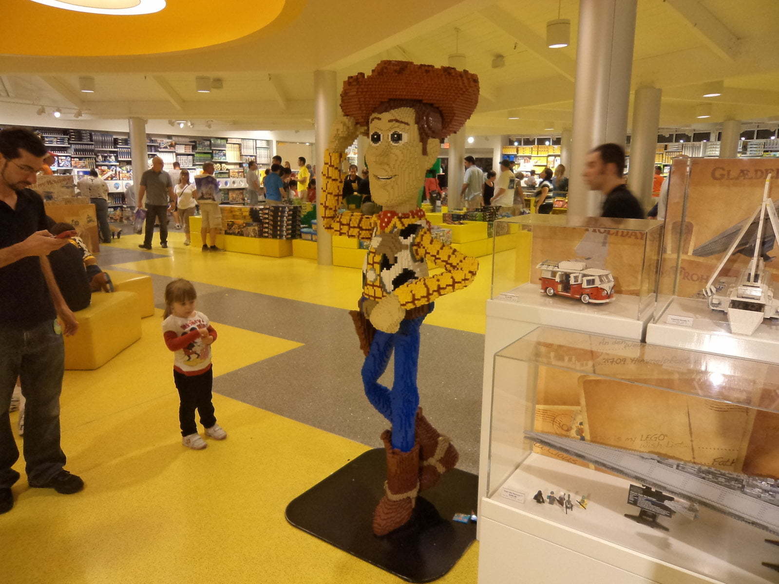 Bônus - Loja da Lego na Downtown Disney - Orlando, EUA