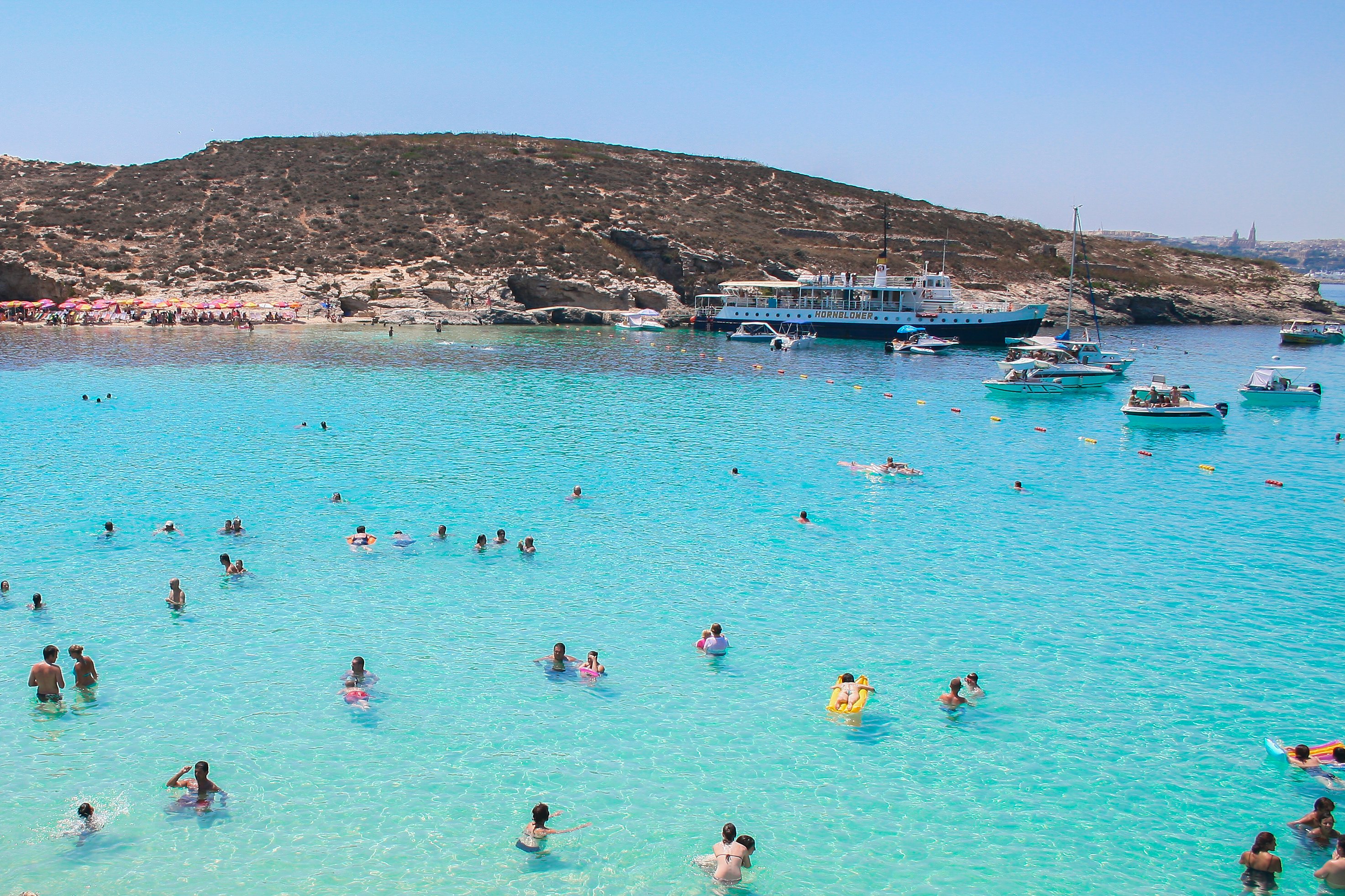 Praia em Malta, fonte - pexels
